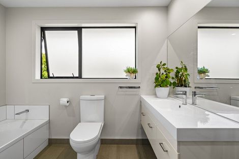 Photo of property in 15 Mike Smith Drive, Cambridge, 3434