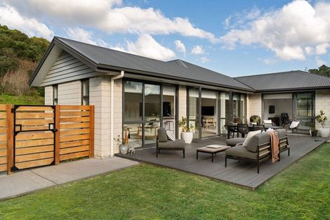 Photo of property in 8 Conniston Way, Pyes Pa, Tauranga, 3112
