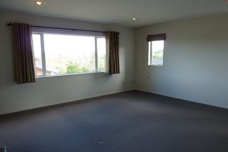 Photo of property in 10 Catlins Place, Fairview Heights, Auckland, 0632