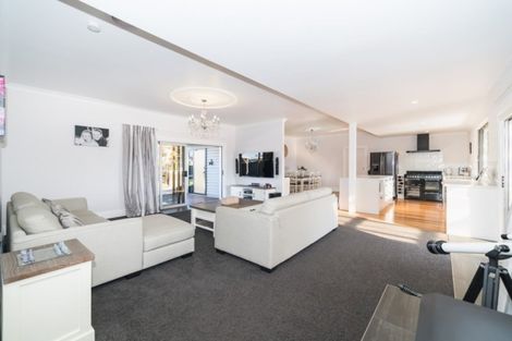 Photo of property in 8 Russell Street, Feilding, 4702