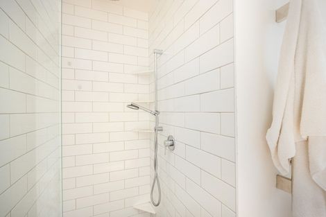 Photo of property in 160a Frankley Road, Frankleigh Park, New Plymouth, 4310