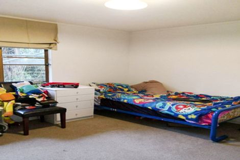 Photo of property in 3/9 Fuchsia Place, Birkdale, Auckland, 0626