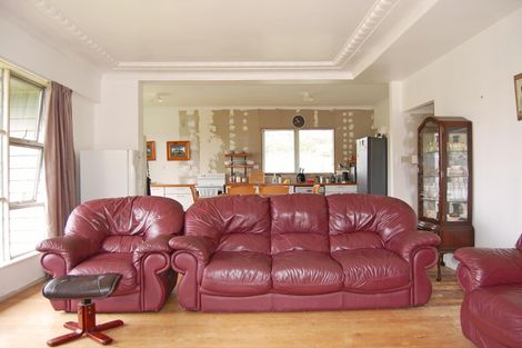 Photo of property in 17 Ranganui Road, Kaiwaka, 0573