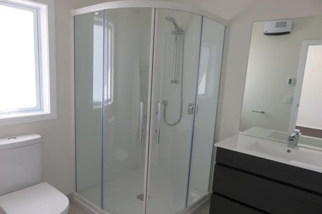 Photo of property in 18a Carluke Street, Paparangi, Wellington, 6037