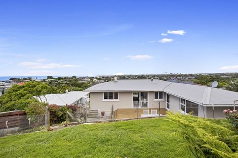 Photo of property in 12 Havelock Place, Blagdon, New Plymouth, 4310