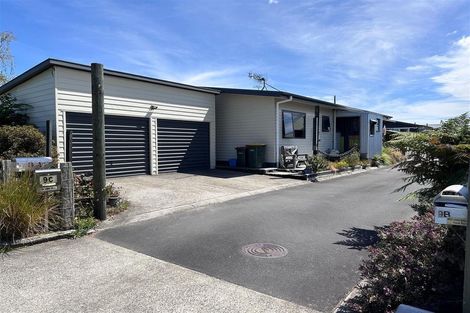 Photo of property in 9a Holden Avenue, Holdens Bay, Rotorua, 3010