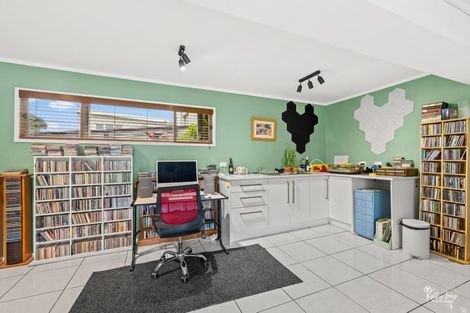 Photo of property in 6 Bayly Street, Baylys Beach, Dargaville, 0377