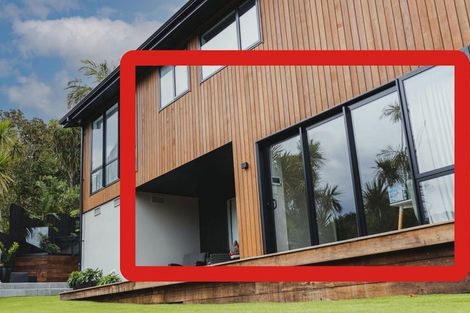 Photo of property in 19 Wilding Avenue, Northcote Point, Auckland, 0627