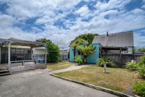 Photo of property in 8a Courtney Street, Motueka, 7120