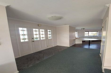 Photo of property in 167 Heta Road, Highlands Park, New Plymouth, 4312