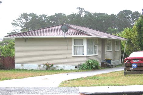 Photo of property in 69a Farquhar Road, Glendene, Auckland, 0602