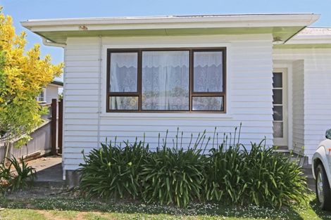 Photo of property in 14 Richmond Street, Maraenui, Napier, 4110