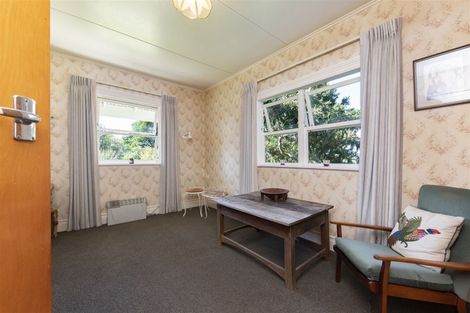 Photo of property in 2059 State Highway 16, Helensville, 0875