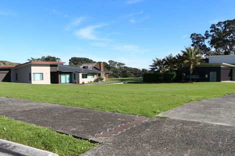 Photo of property in 38 Bayside Drive, Coopers Beach, 0420