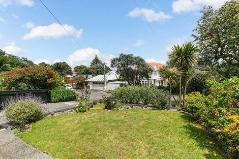 Photo of property in 9 Ashleigh Crescent, Miramar, Wellington, 6022