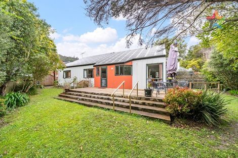 Photo of property in 21c Manuka Street, Stokes Valley, Lower Hutt, 5019