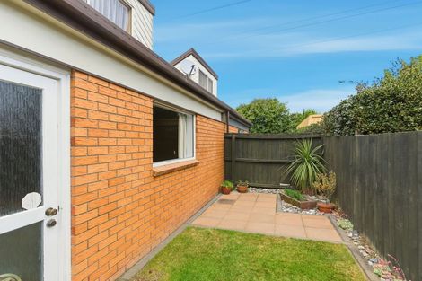 Photo of property in 2/60 Lancewood Drive, Halswell, Christchurch, 8025