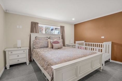 Photo of property in 19 Branigan Parade, Kelvin Grove, Palmerston North, 4414