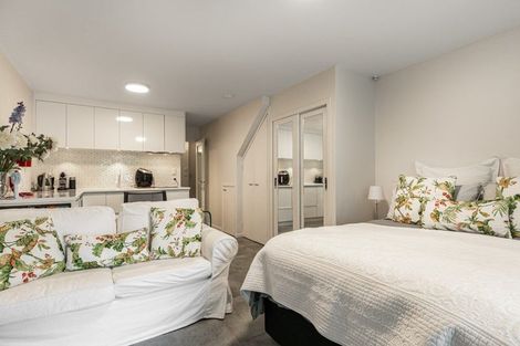 Photo of property in 9/6a Sarsfield Street, Herne Bay, Auckland, 1011