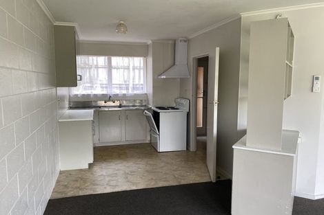 Photo of property in 2/1369 Dominion Extension, Mount Roskill, Auckland, 1041