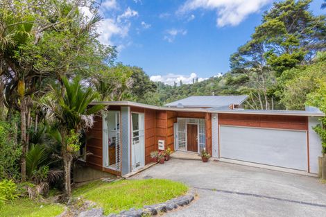 Photo of property in 39 Warner Park Avenue, Laingholm, Auckland, 0604