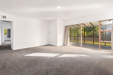 Photo of property in 16 Joanne Crescent, Pukehangi, Rotorua, 3015