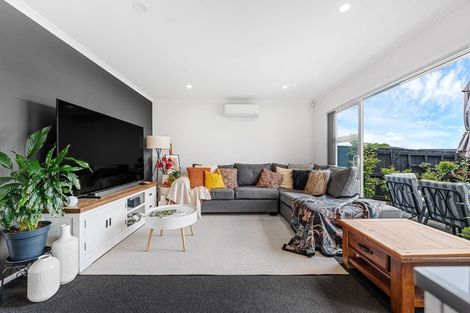 Photo of property in 25 Kare Ariki Place, Pukekohe, 2120