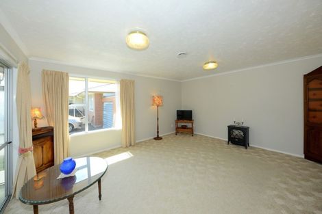 Photo of property in 23 Cradock Street, South New Brighton, Christchurch, 8062