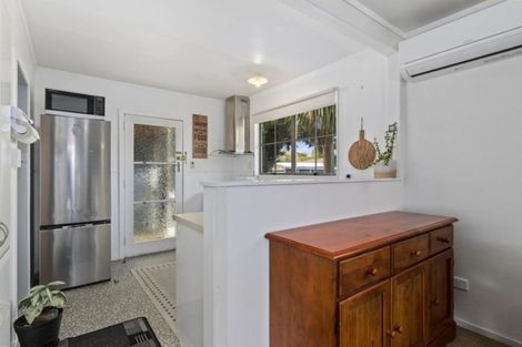 Photo of property in 72b Oakfield Crescent, Pukete, Hamilton, 3200