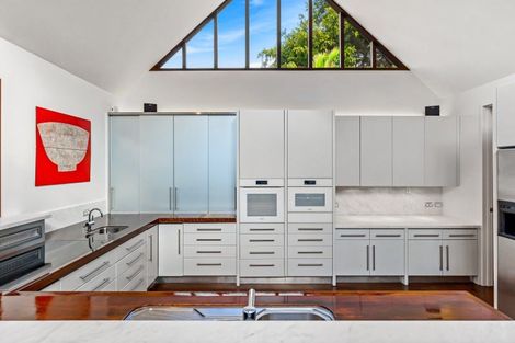 Photo of property in 20 Oscar Road, Greenhithe, Auckland, 0632