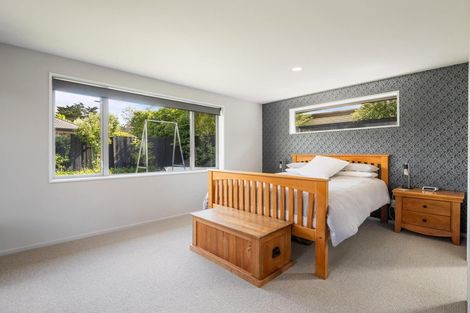 Photo of property in 27 Reka Street, Parklands, Christchurch, 8083