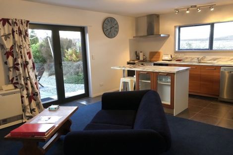 Photo of property in 14 Golden Road, Springvale, Alexandra, 9393