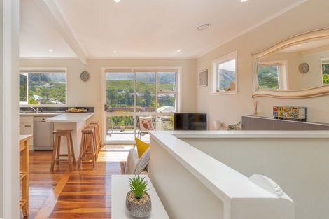 Photo of property in 51 Handyside Street, Tawa, Wellington, 5028