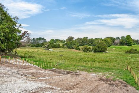 Photo of property in 14 Kaiwaka-mangawhai Road, Kaiwaka, 0975