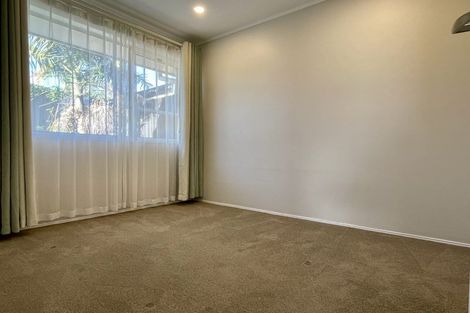 Photo of property in 1/1 Tina Place, Sunnyhills, Auckland, 2010