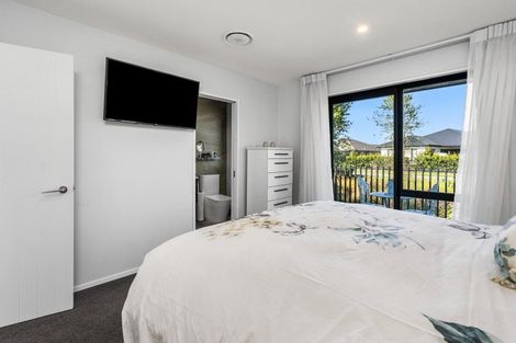 Photo of property in 19 Whitburn Avenue, Halswell, Christchurch, 8025