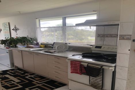 Photo of property in 15 Penfold Place, Henderson, Auckland, 0610