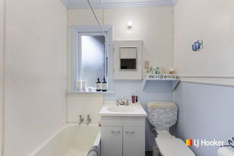 Photo of property in 11 Owen Street, Green Island, Dunedin, 9018