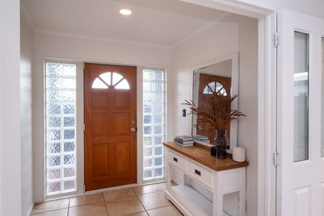 Photo of property in 9a Avenue Road, Greenmeadows, Napier, 4112