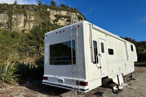 Photo of property in 13 Nikau Heights, Little Wanganui, Karamea, 7893