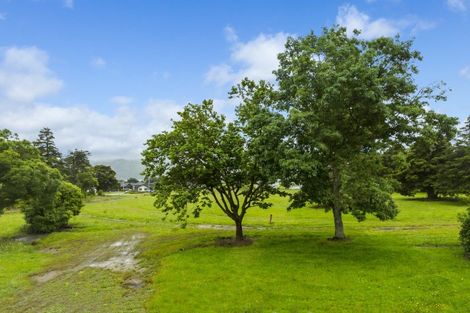 Photo of property in 6 Raeble Walkington Lane, Wallaceville, Upper Hutt, 5018