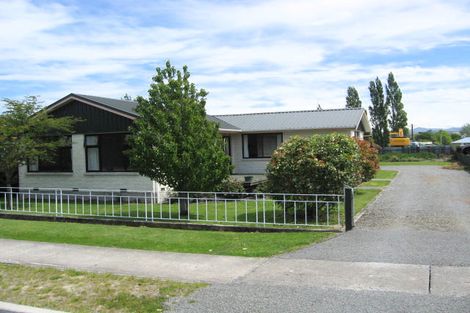 Photo of property in 19 Montgomery Street, Cheviot, 7310