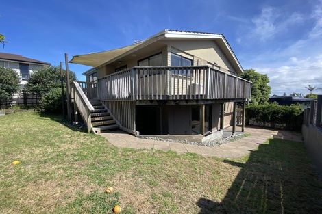 Photo of property in 327a Oceanbeach Road, Mount Maunganui, 3116
