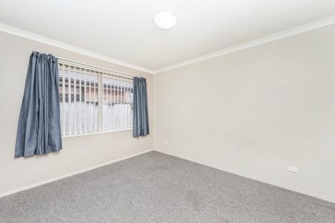 Photo of property in 42 Wiltshire Drive, Huntington, Hamilton, 3210