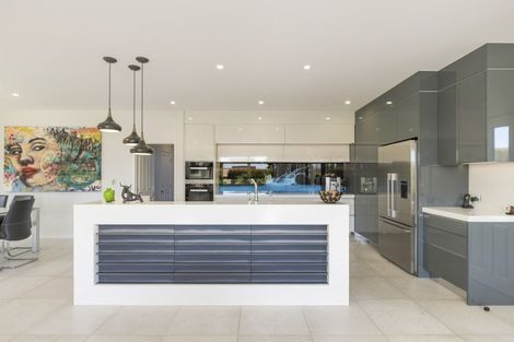 Photo of property in 49 Shelter Grove, Frankleigh Park, New Plymouth, 4310