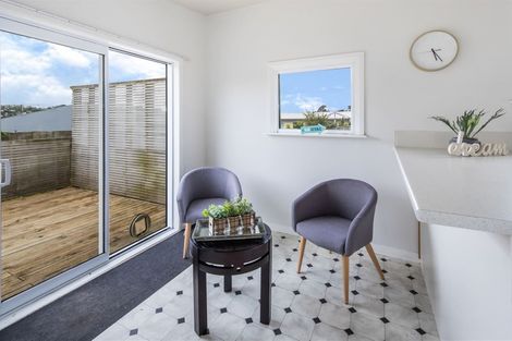 Photo of property in 6 Tarawera Road, Johnsonville, Wellington, 6037