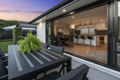 Photo of property in 84 Pakanga Grove, Pyes Pa, Tauranga, 3112