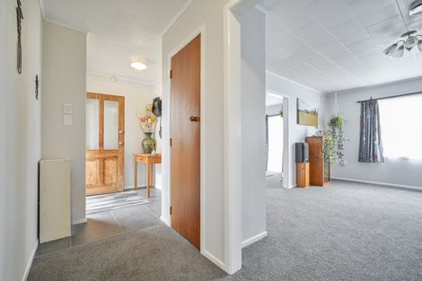 Photo of property in 83 Caernarvon Drive, Flaxmere, Hastings, 4120