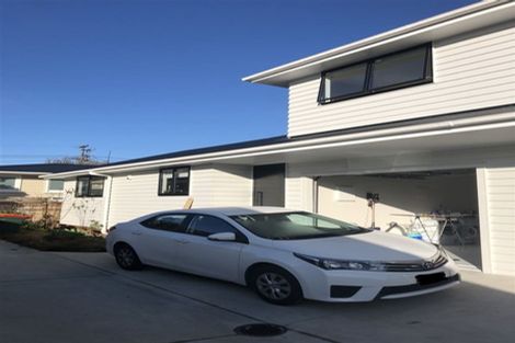 Photo of property in 52a Waipani Road, Te Atatu Peninsula, Auckland, 0610