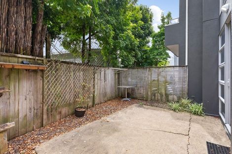 Photo of property in 35k Garnet Road, Westmere, Auckland, 1022